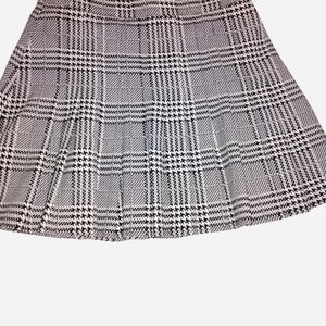Forever 21 High-Waisted Grey Plaid Pleated Mini Skirt, Size 25 (Small)